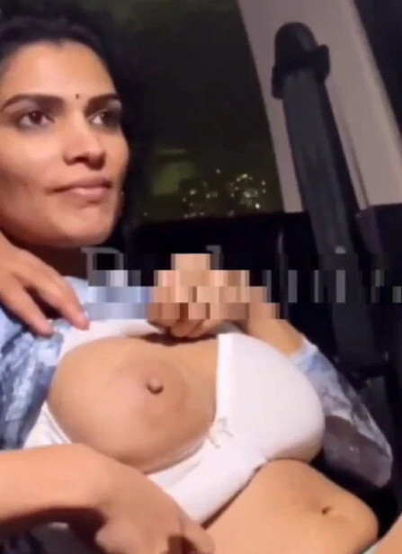 Reshmi Nude Boobs Pressed In Car