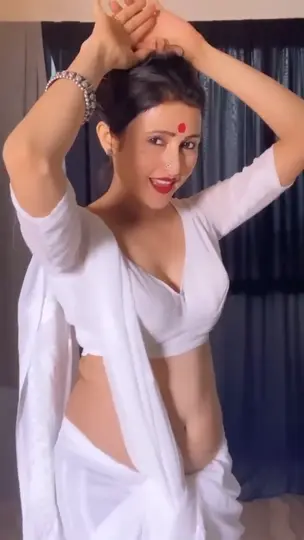Nita Sharma New Hot Dance Video