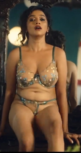 Lavanya manickam erotic pussy ass show seducing dance very hot