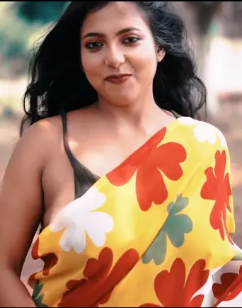 Roohi Rainbow Color Saree Hot Uncut Naari Magazine Premium Video Ep 2