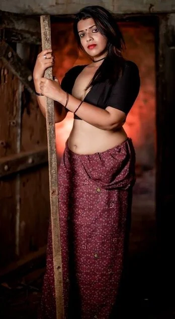 एक्ट्रेस बनने की चाहत में चुद गई Part 10