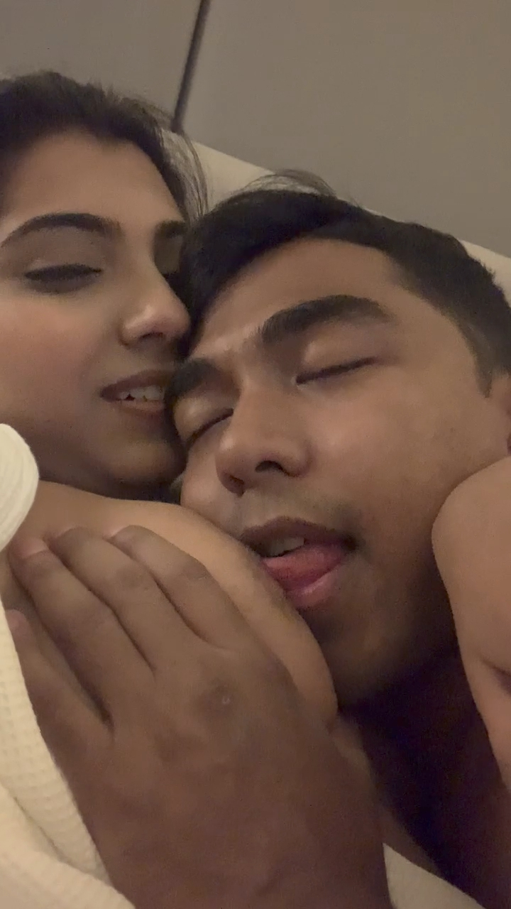 Bf eating her girlfriends sexy tits