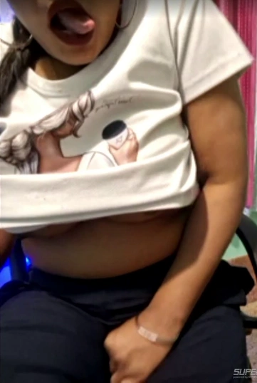 Natasha Sexy Bhabhi Live on StripChat 2