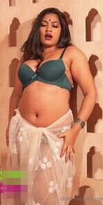 Anjali Gaud White Saree Strip