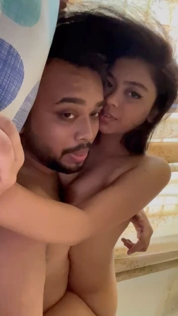 Horny Girlfriend Hard Fucking With Lover