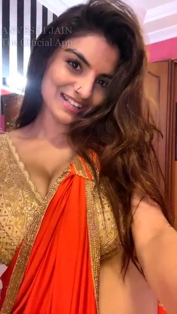 Anveshi Jain Live 3