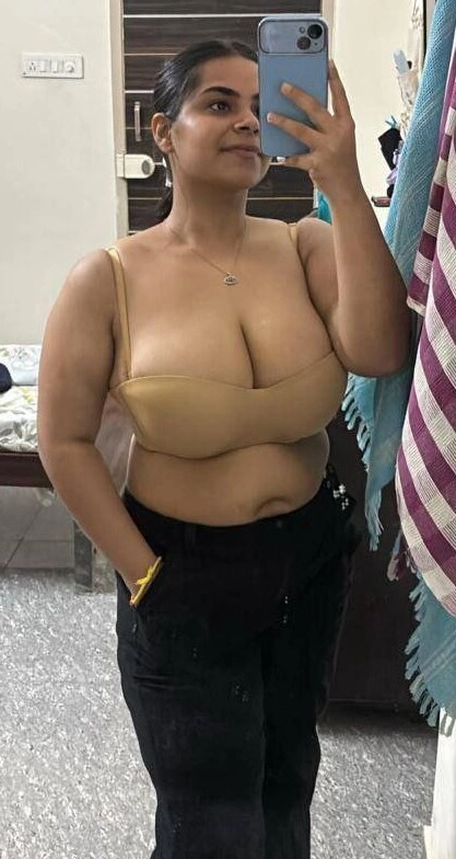 Bigboob Horny Indian Tanker Gf Playing With Her Boobies Part 2