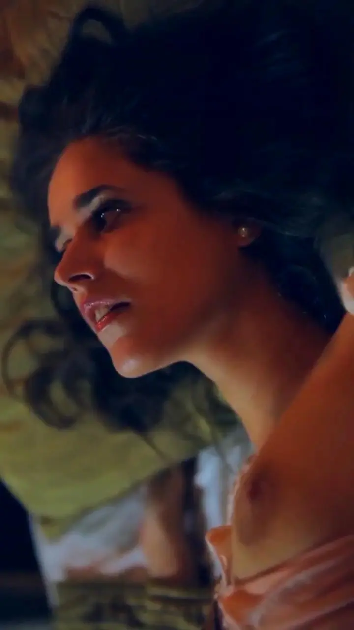 Famous Model Crazy in her Boobs Out Fingering Pussy Beautiful VIDEO HD Full 5Min