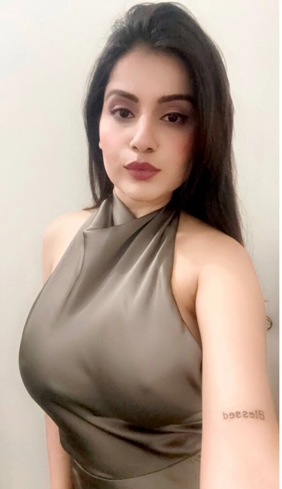 Desi Wife Addicted to cheating