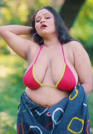 BONG BEAUTY IN OUTDOOR FEAT SRESTHA SAREE FASHION VLOG