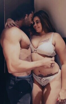 Actress Preeti Puneet Enjoying Boob Press By Desi Stud ~ App Content Part 1