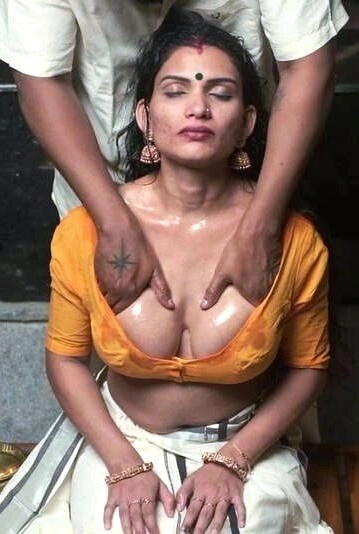 Resmi R Nair Taking A Relax Massage Naked